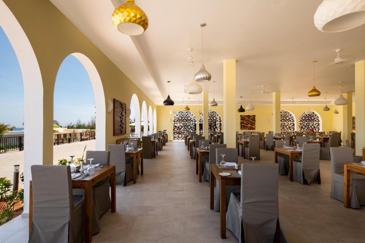Отель The Mora Zanzibar Матемве Экстерьер фото Restaurant
