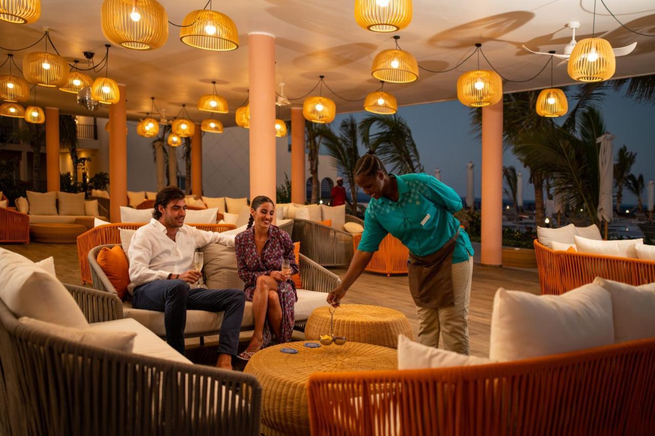 Отель The Mora Zanzibar Матемве Экстерьер фото The Beach Club at the Kempinski Seychelles